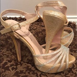 Gold Stoned Sandals 7.5 Prom Wedding Pageant